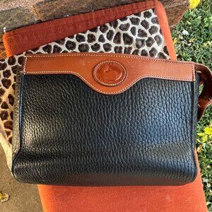 DOONEY & BOURKE Vintage Black Zipper Pebbled Cosmetics Travel Makeup Clutch Bag